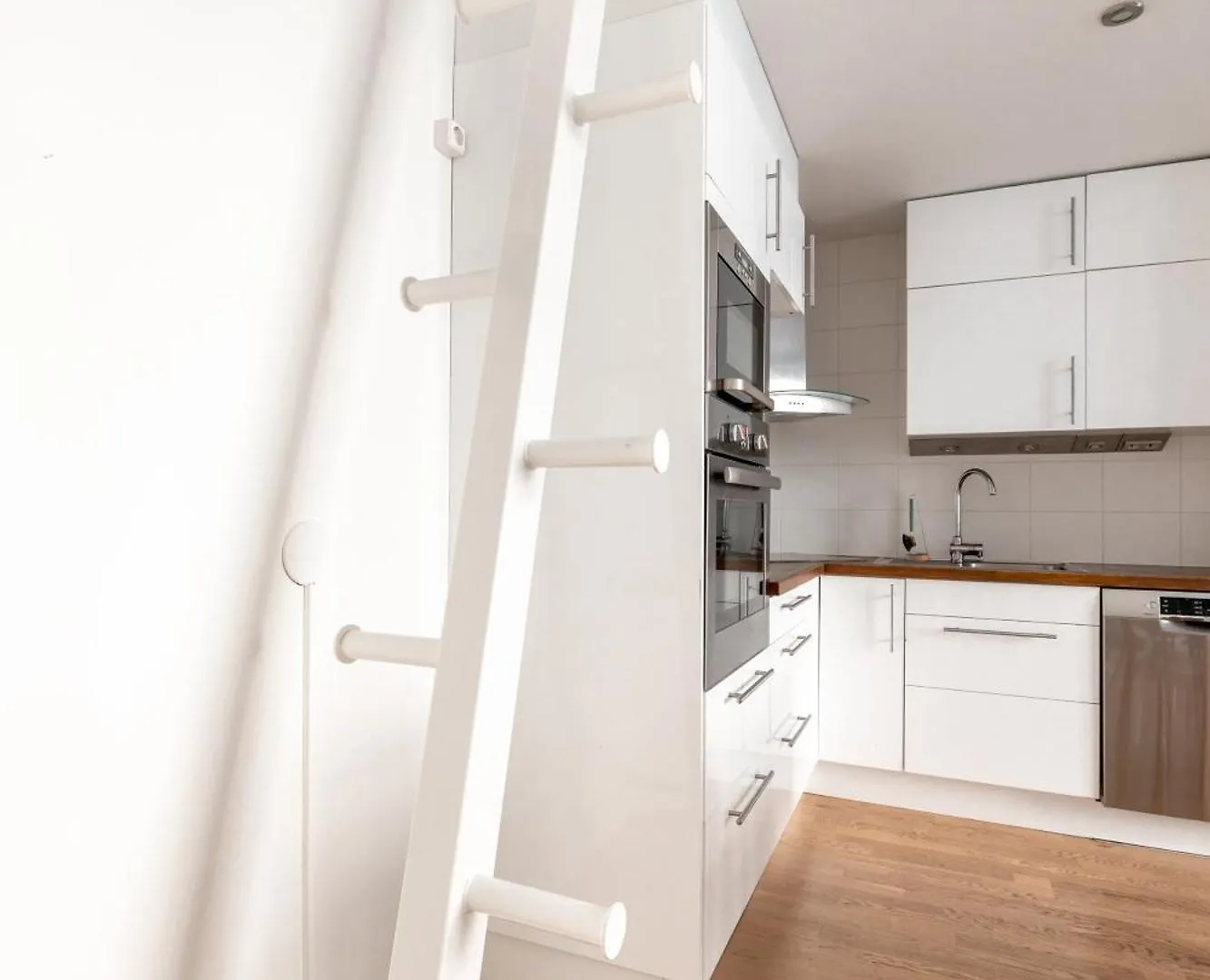 2Ndhomes Charming 1Br Apartment With Sauna In The Center Helsinki